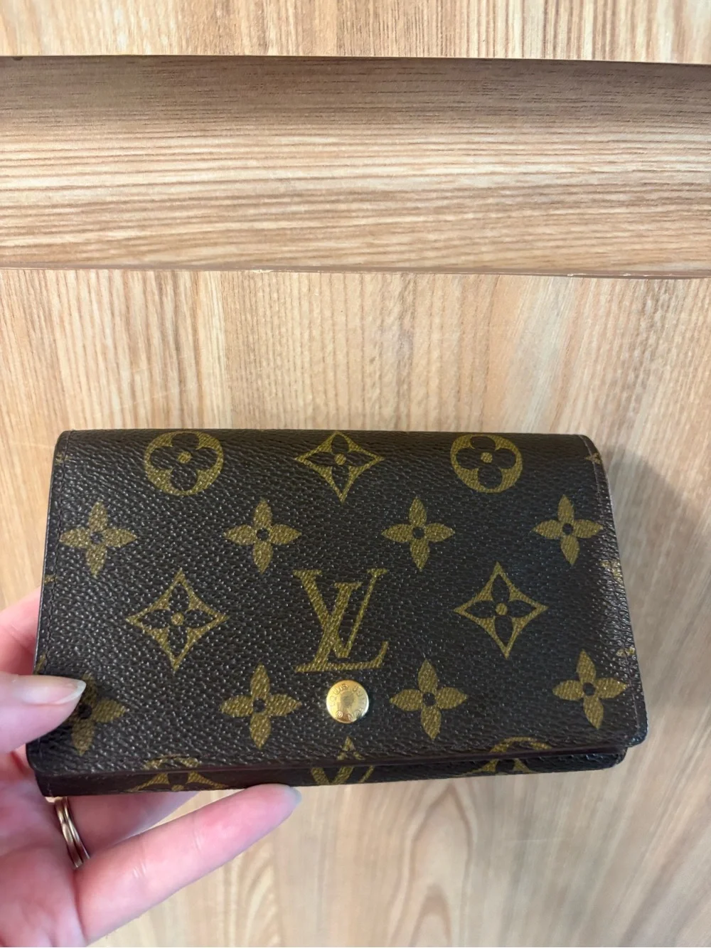 Auth Louis Vuitton Monogram Bifold zippy Wallet
